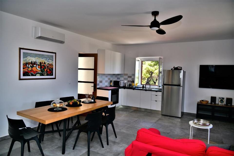 Villa Aries スペタル エクステリア 写真
