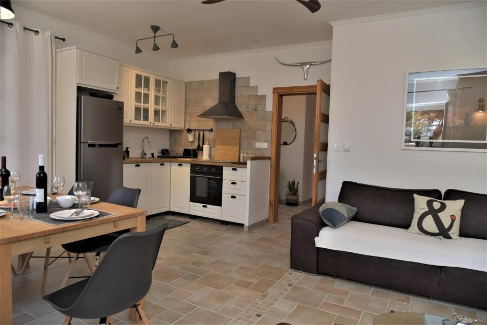 Villa Aries スペタル エクステリア 写真