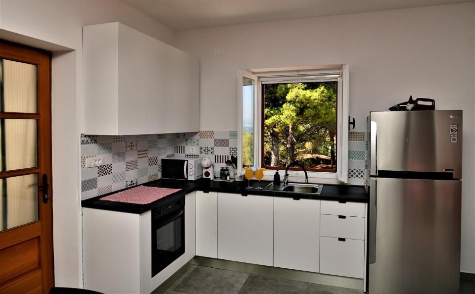 Villa Aries スペタル エクステリア 写真