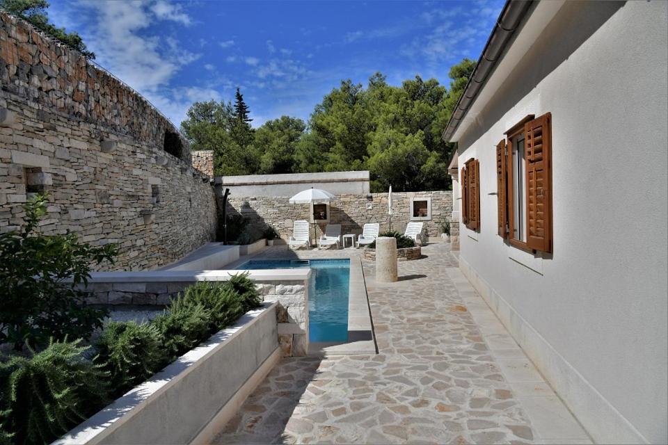 Villa Aries スペタル エクステリア 写真